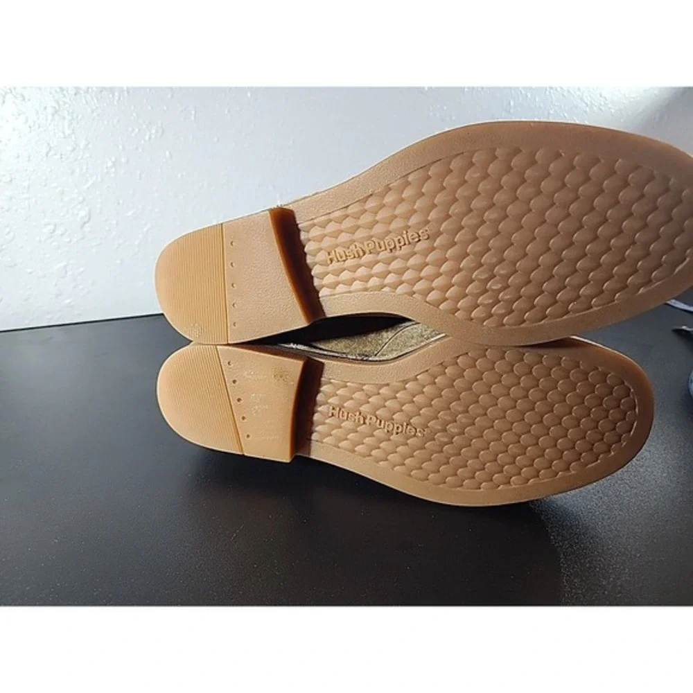 Hush Puppies Women's Beige/green‎ Chukka Boot Size 7.5 Very Good Condition